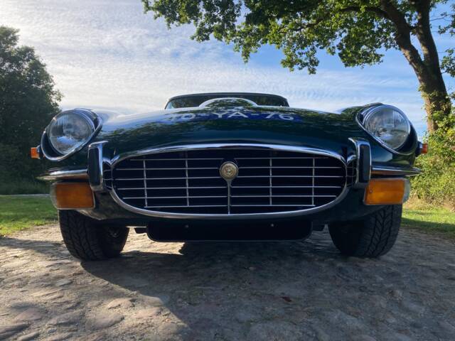 Jaguar E-Type V12 (2+2)