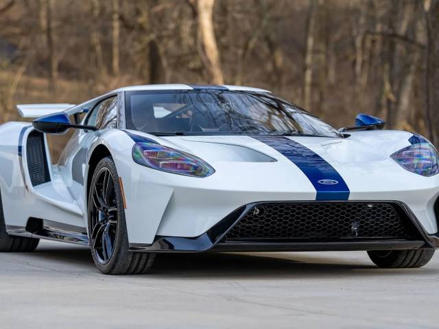 Image 1/20 of Ford GT (2021)