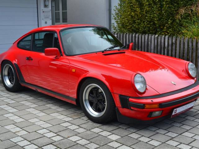 Porsche 911 Carrera 3.2