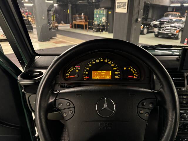 Mercedes-Benz G 320 (SWB)