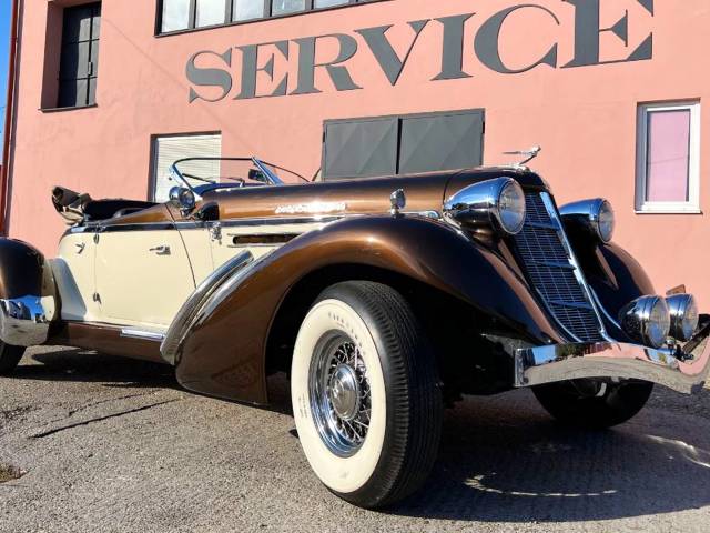 Imagen 1/11 de Auburn 851 Boattail Speedster (1935)