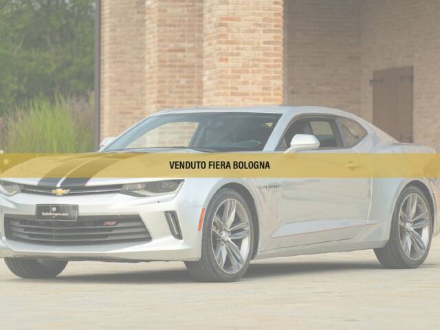 Imagen 1/50 de Chevrolet Camaro 2.0 Turbo (2019)