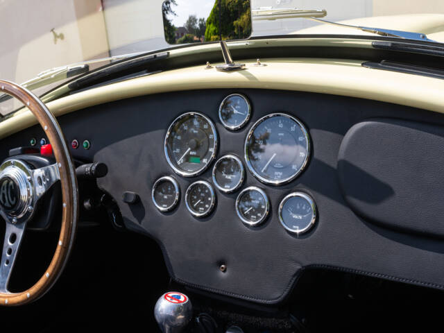AC Cobra 289