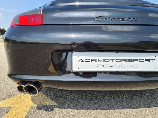 Porsche 911 Carrera
