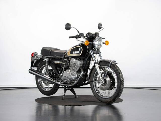 Yamaha TX 500