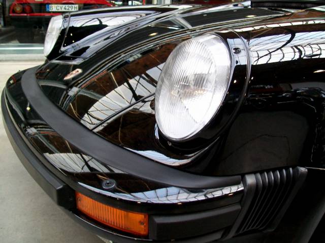 Porsche 911 Carrera 3.2 (WTL)