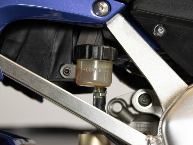 Yamaha YZF 1000 R1