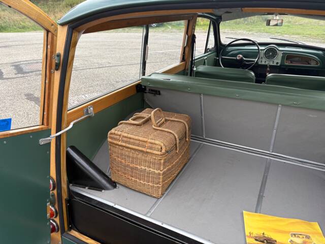 Morris Minor 1000 Traveller