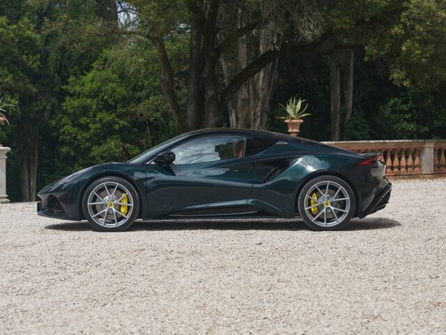 Lotus Emira "First Edition"