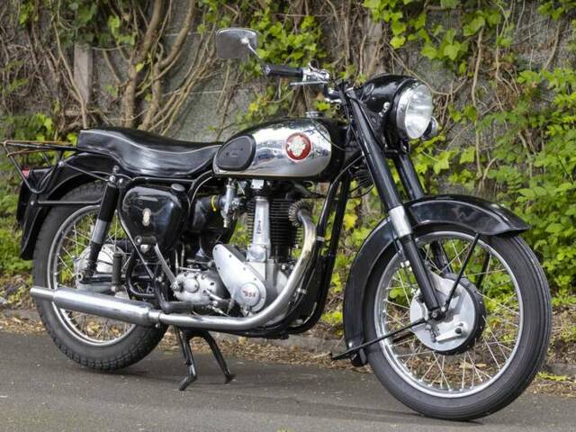 BSA B 33