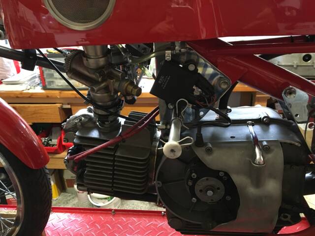 Aermacchi Ala d'Oro 350
