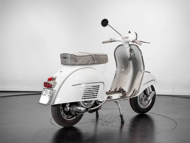 Piaggio Vespa 160 GS