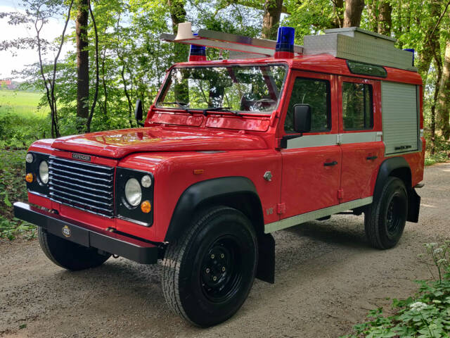 Land Rover Defender 110