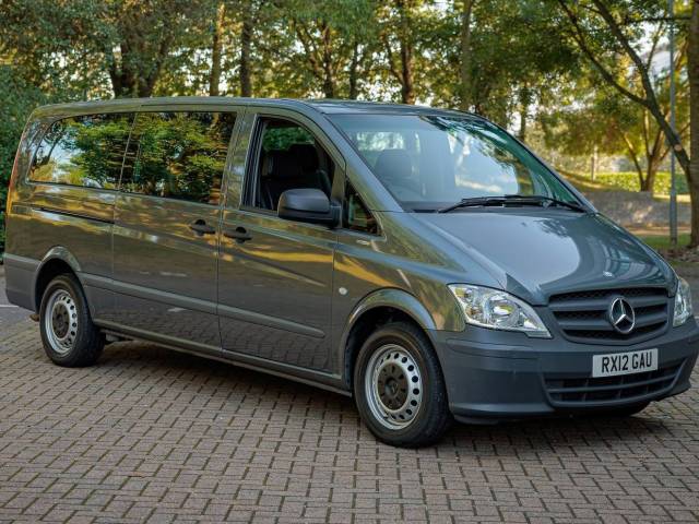 Image 1/8 of Mercedes-Benz Vito 113 CDI (2012)