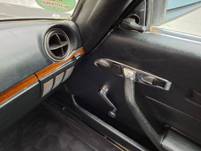 Mercedes-Benz 280 SL