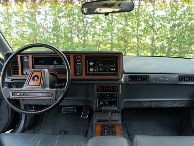 Cadillac Seville