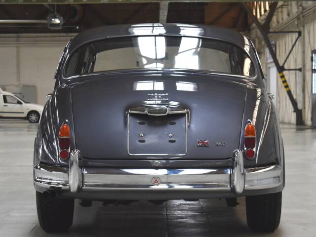 Jaguar Mk II 3.8