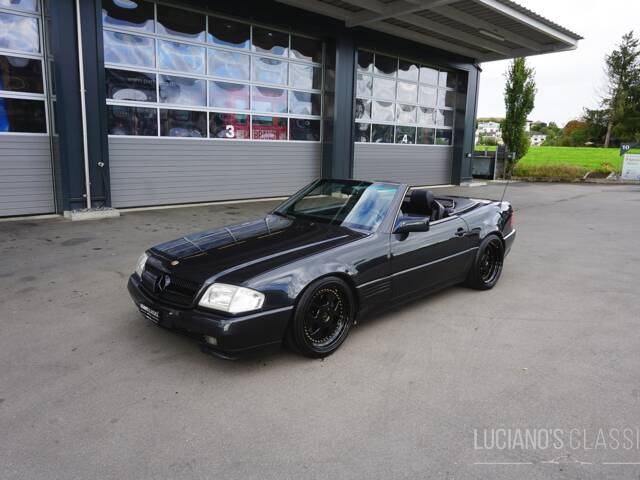 Image 1/49 of Mercedes-Benz 500 SL (1992)