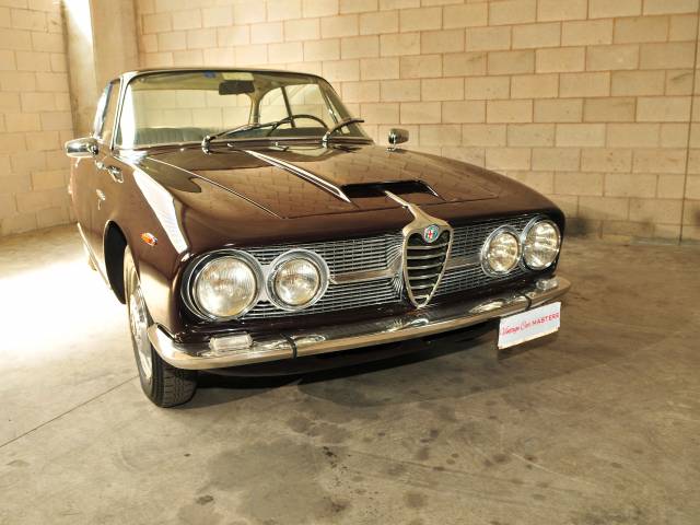 Bild 1/21 von Alfa Romeo 2600 Sprint (1965)