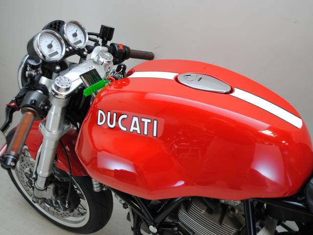 Ducati Sport 1000
