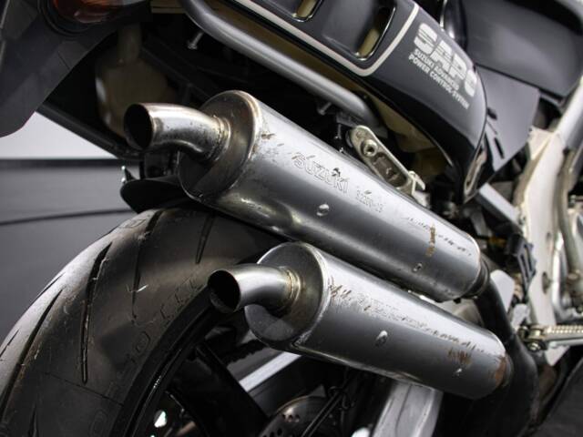 Suzuki RGV 250 Gamma