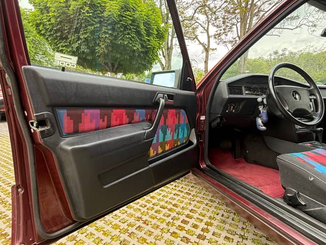 Mercedes-Benz 190 E 1.8 Avantgarde "Rosso"