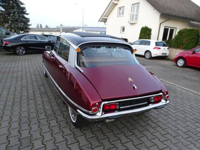 Citroën DS 20 Pallas