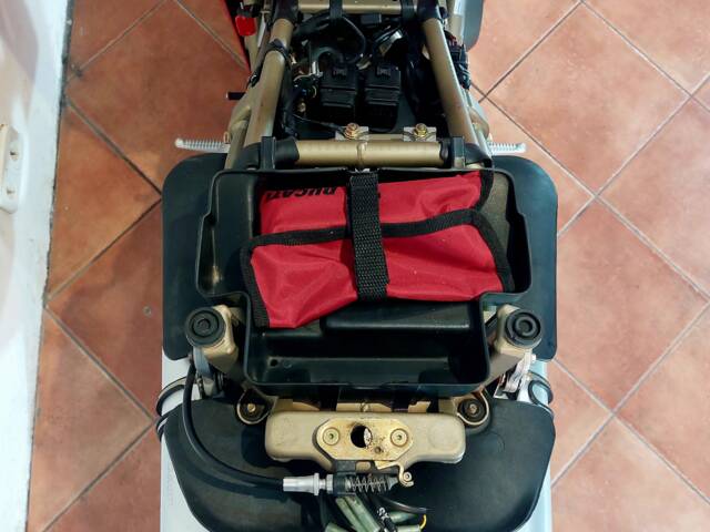 Ducati 916