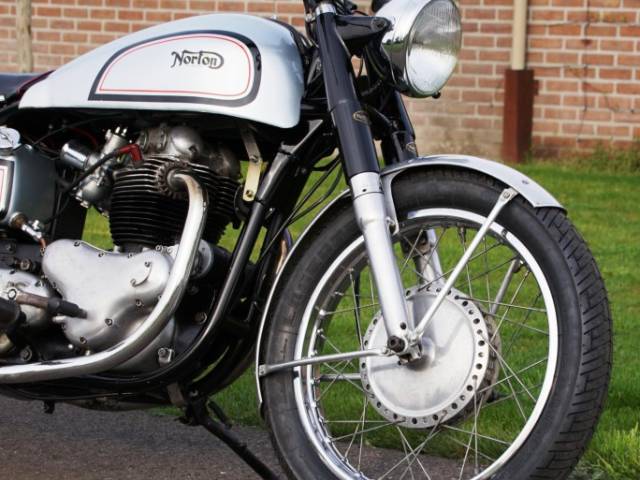 Image 1/20 de Norton DUMMY (1954)
