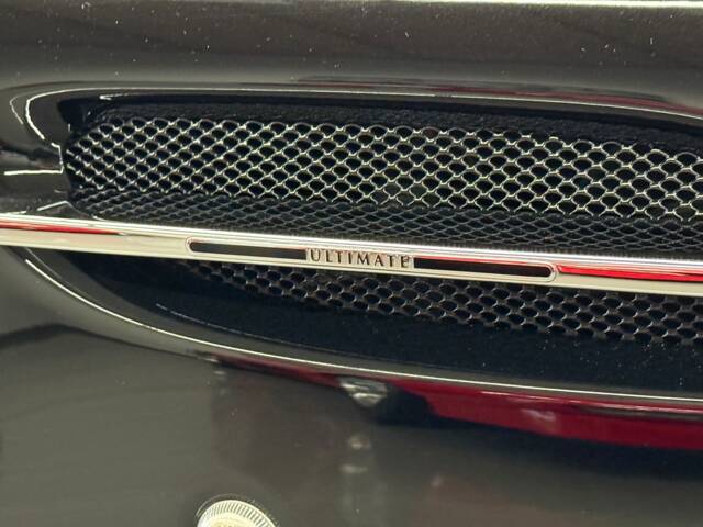 Aston Martin V12 Vanquish S Ultimate Edition