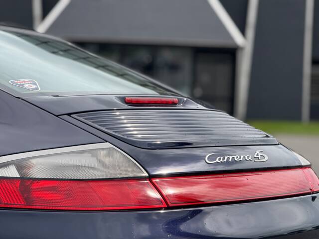 Porsche 911 Carrera 4S