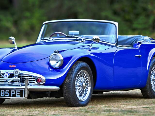 Image 1/50 of Daimler SP 250 (1963)
