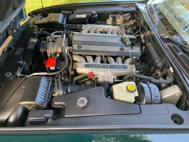 Jaguar XJ12 6.0