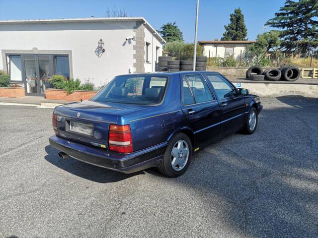 Lancia Thema 8.32