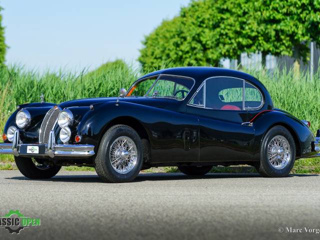 Immagine 1/34 di Jaguar XK 140 FHC (1956)