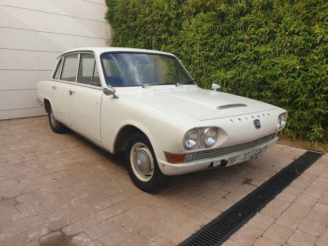 Image 1/9 de Triumph 2000 Mk I (1966)