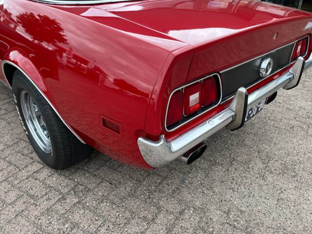 Ford Mustang 250