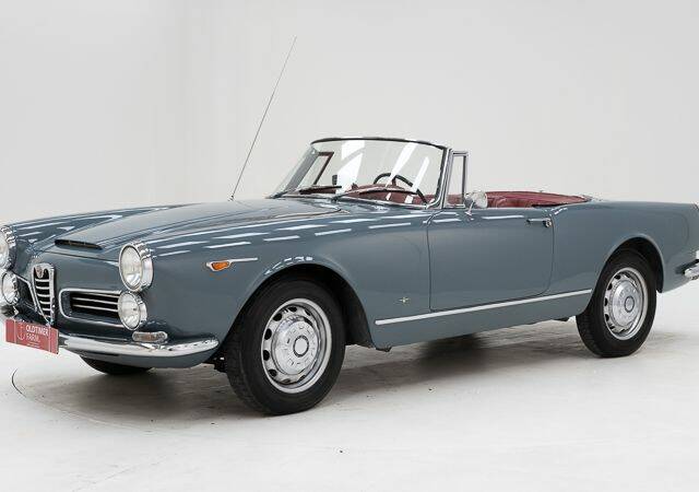 Bild 1/15 von Alfa Romeo 2600 Spider (1965)