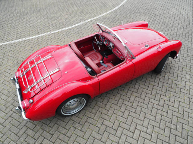 Immagine 1/15 di MG MGA 1600 DeLuxe (1962)