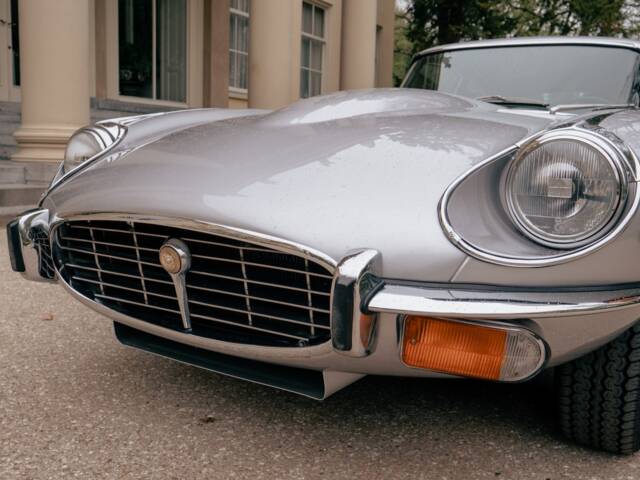 Jaguar E-Type V12 (2+2)