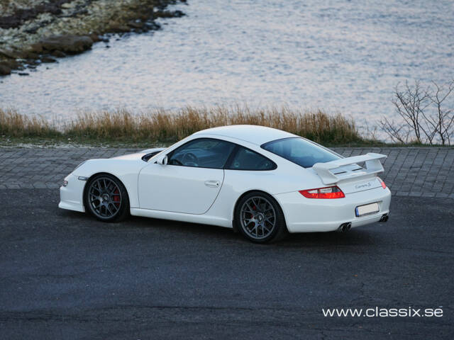 Image 1/19 of Porsche 911 Carrera S (2005)