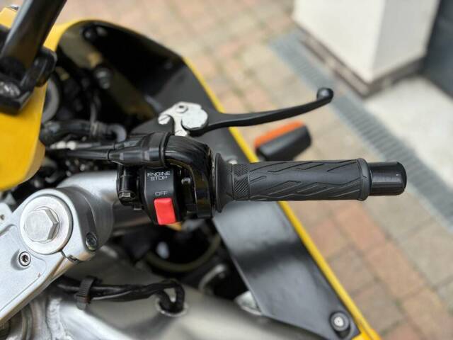 Yamaha FZR 400