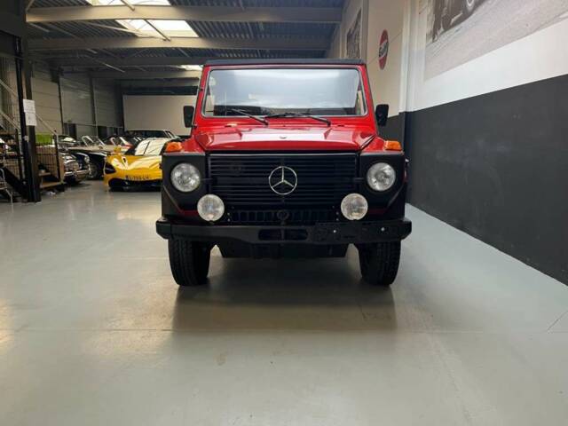 Mercedes-Benz 230 GE (SWB)