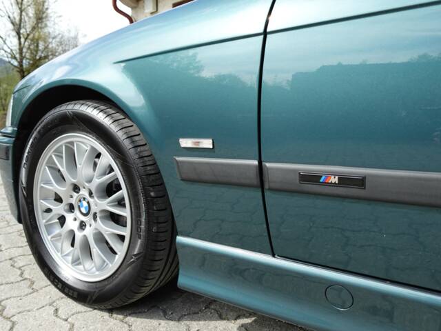 BMW 323ti Compact