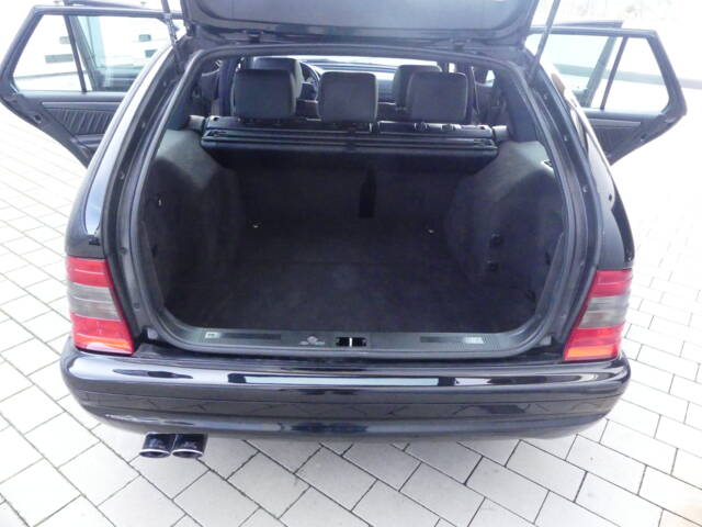 Mercedes-Benz C 43 AMG T