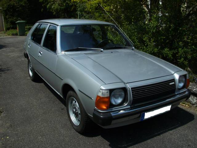 Image 1/28 of Mazda 323 (1978)