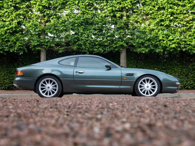 Aston Martin DB 7