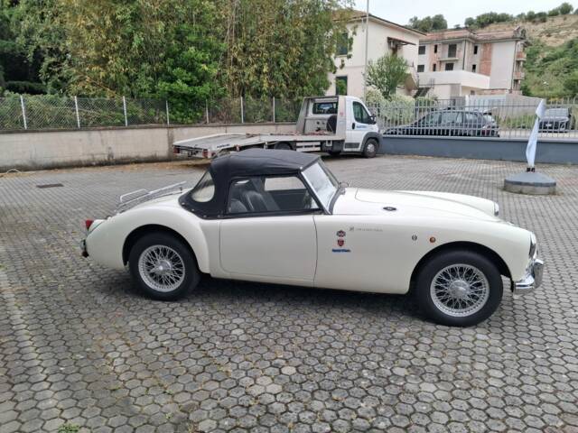 MG MGA 1500