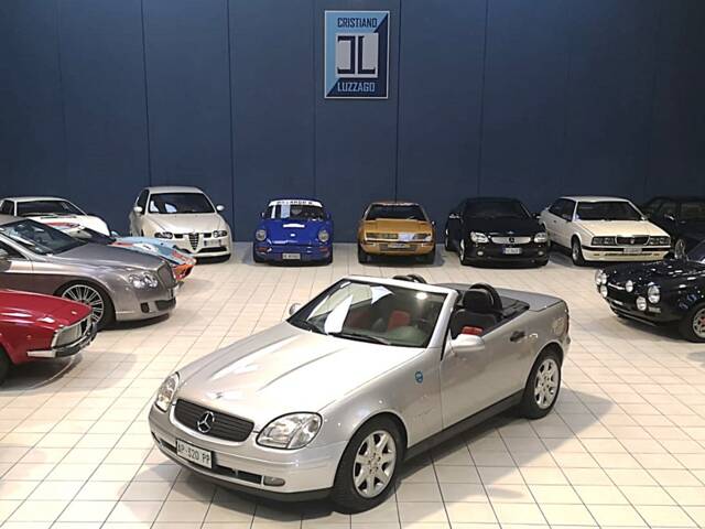 Image 1/59 de Mercedes-Benz SLK 200 Kompressor (1997)