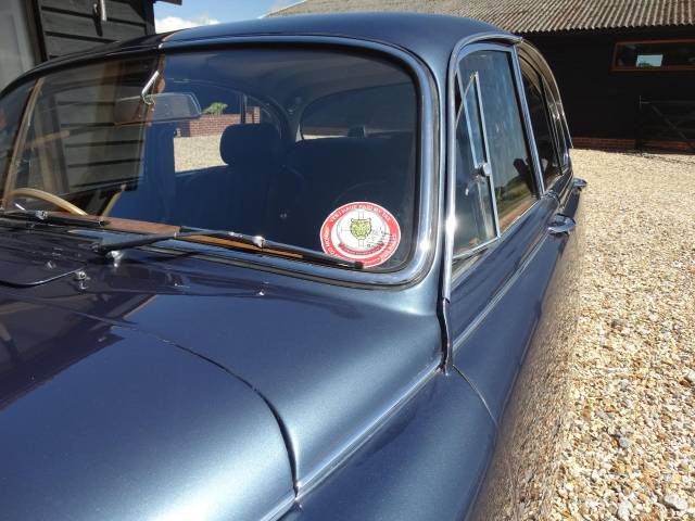 Jaguar Mk II 3.4